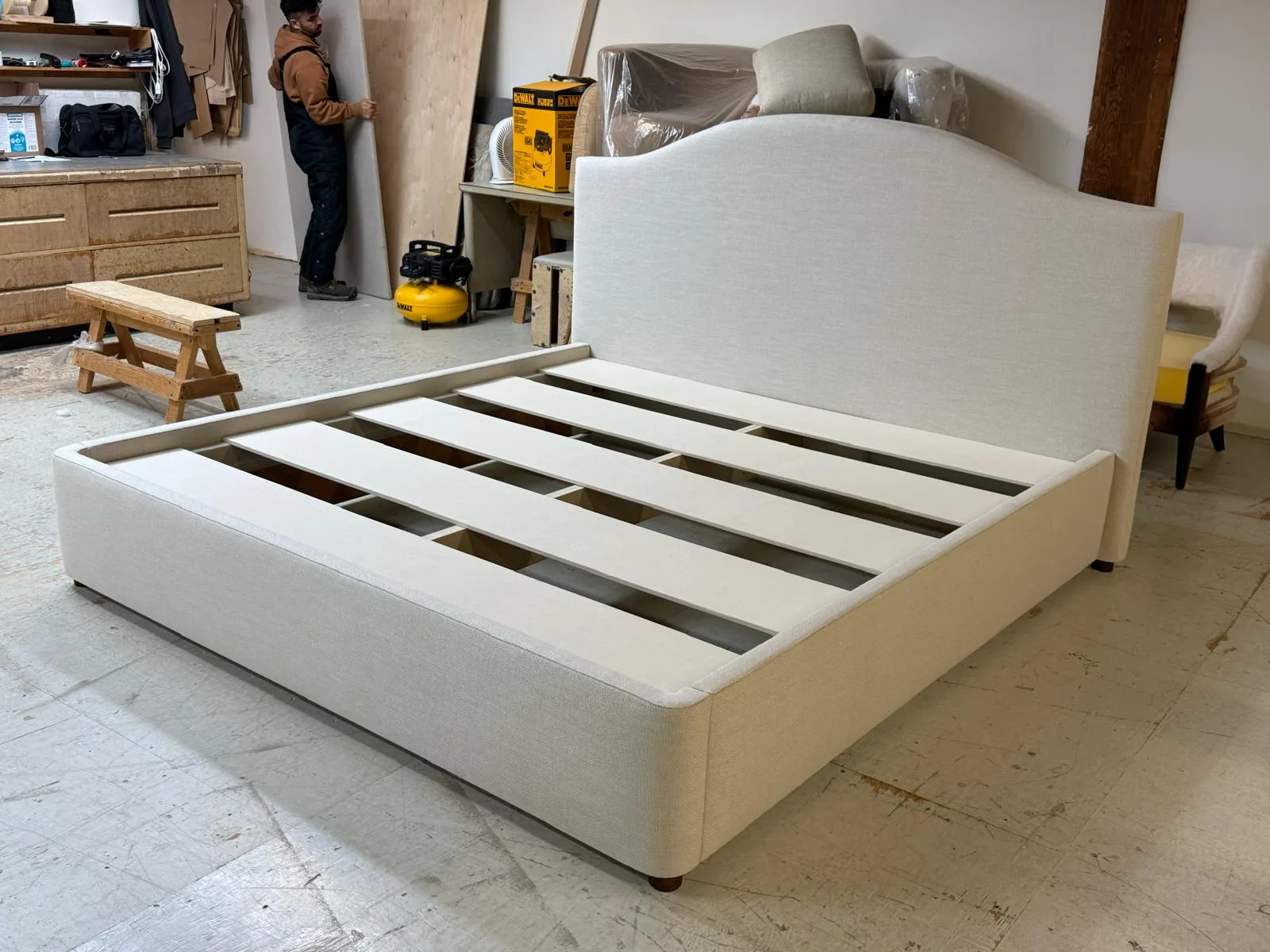 Curved Headboard Upholstered Bed