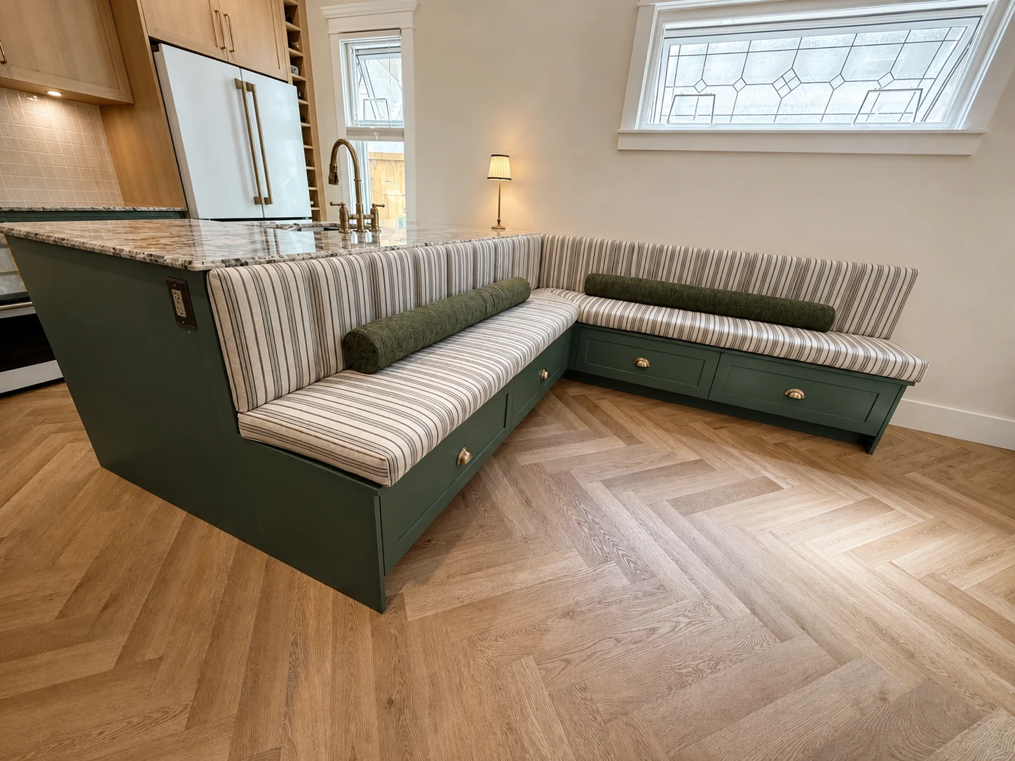 Green Kitchen Banquette